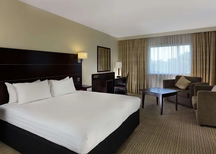 Doubletree By Hilton London Heathrow Airport
