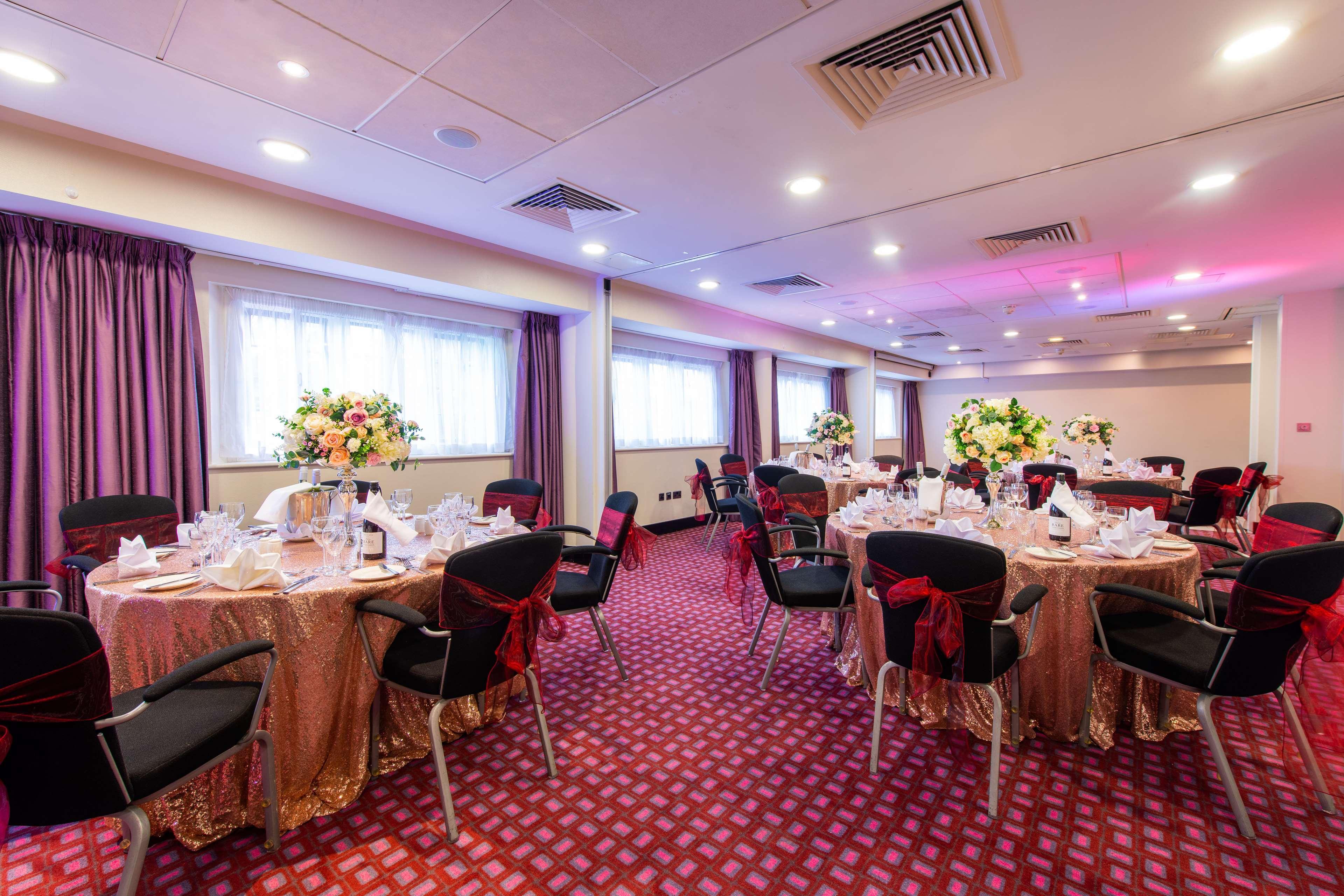 Doubletree By Hilton London Heathrow Airport Hotel