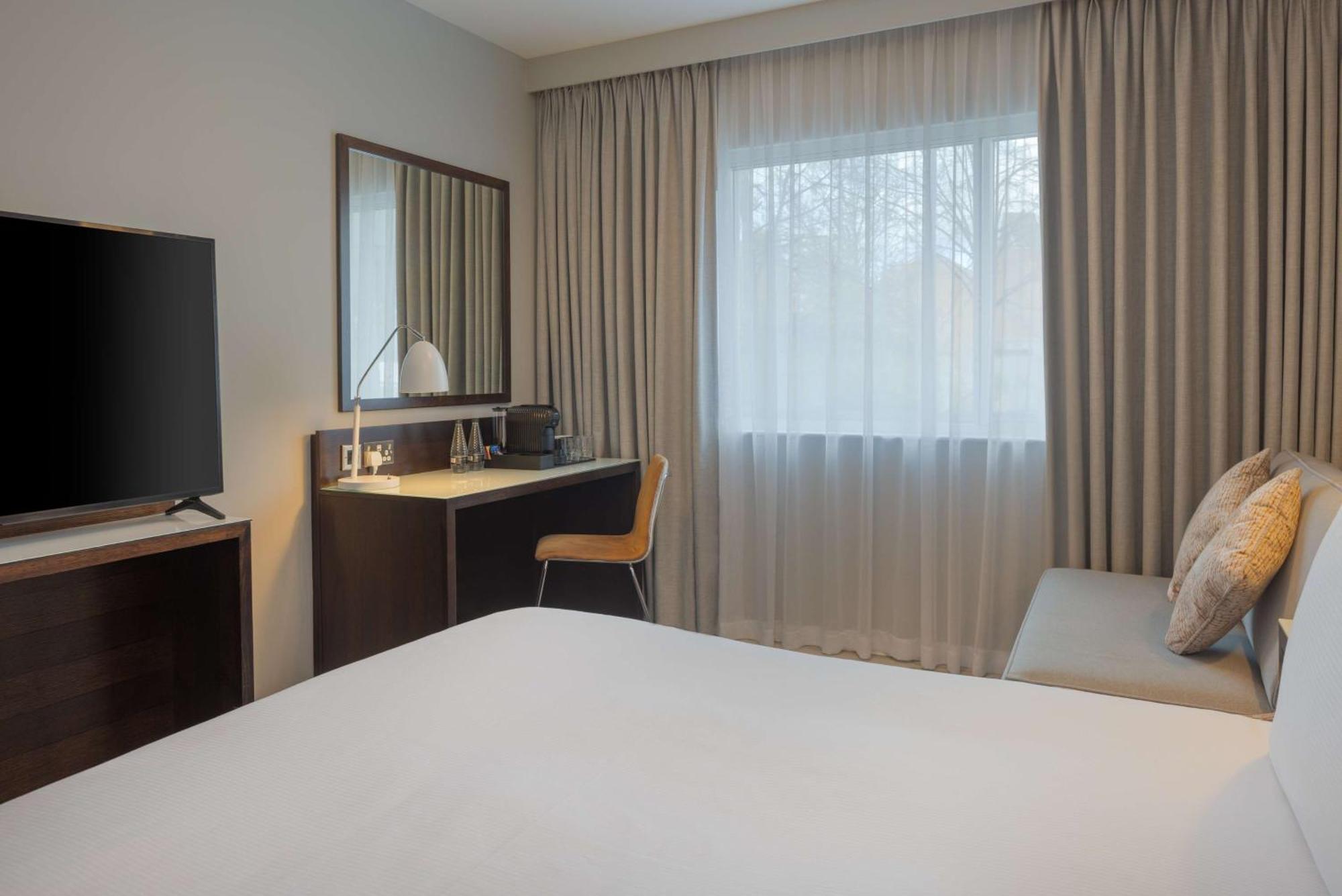 Hotel Doubletree By Hilton London Heathrow Airport