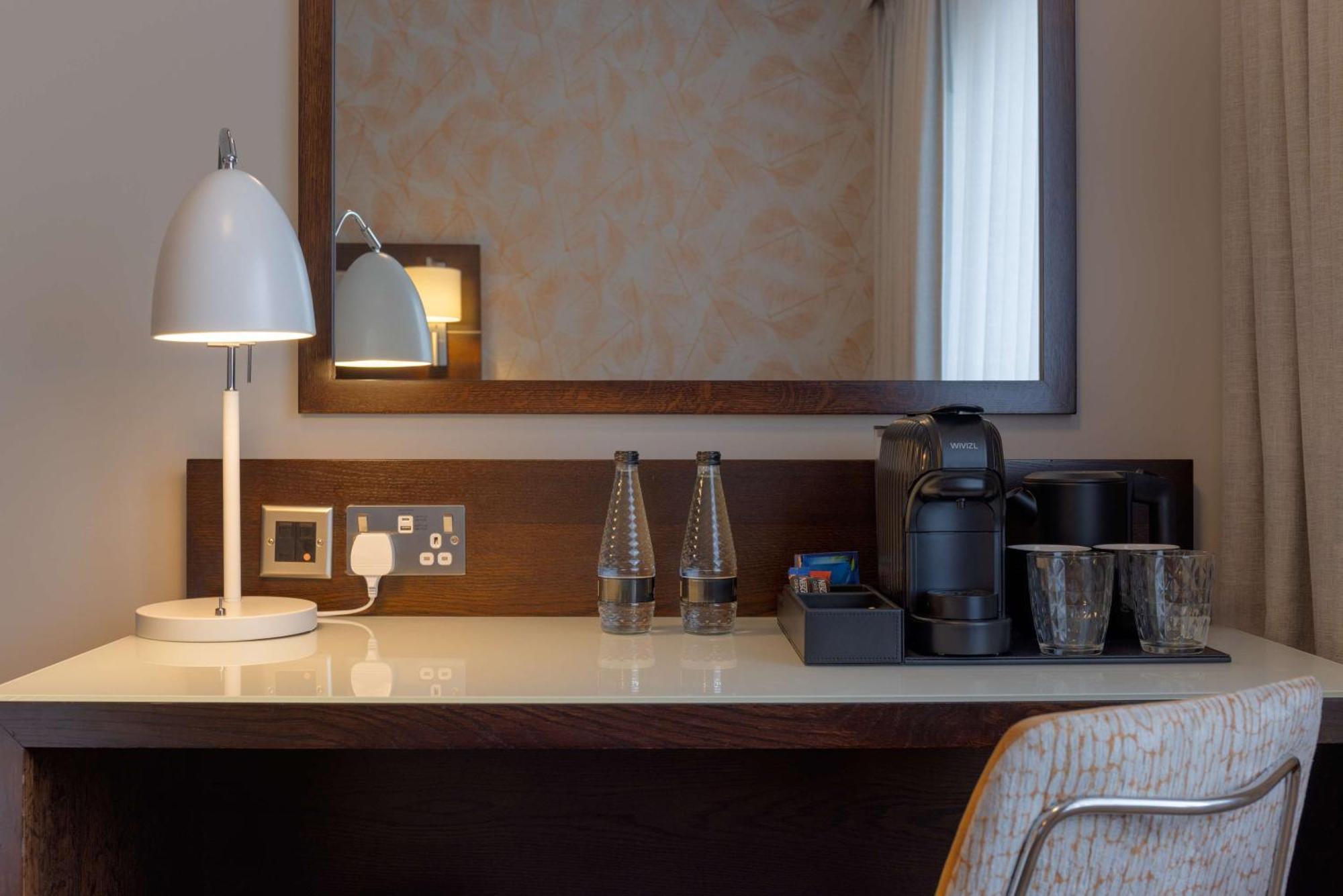 Doubletree By Hilton London Heathrow Airport 4*