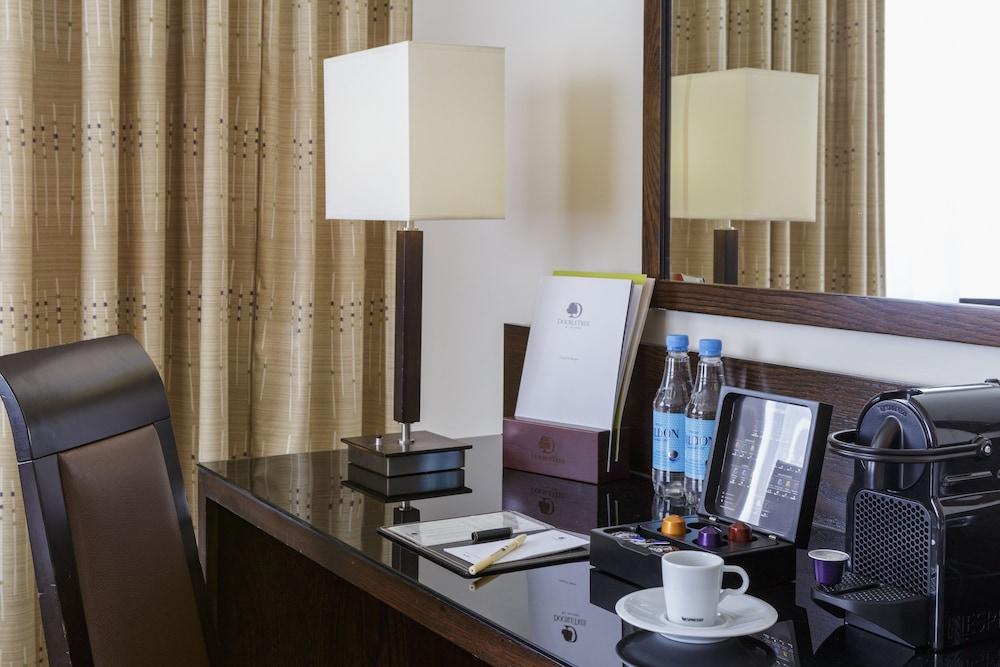 Doubletree By Hilton London Heathrow Airport Hotel 4*